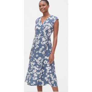 Gap Blue and White Floral Maxi Dress | size. 4